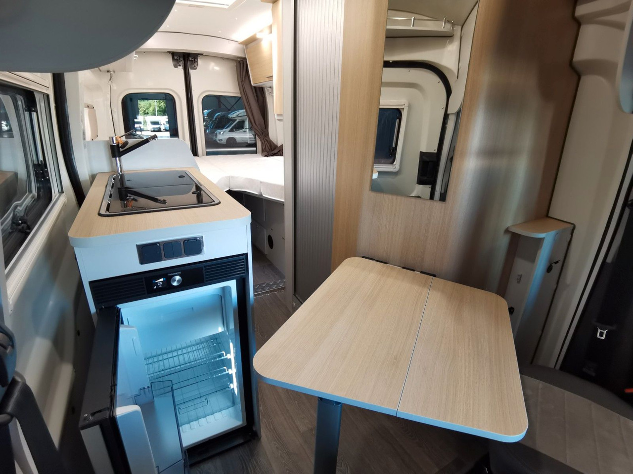 Campervan Karmann DEXTER 570 / 170 PS / 4x4/ ALU / SOLAR / MARKISE: foto 15