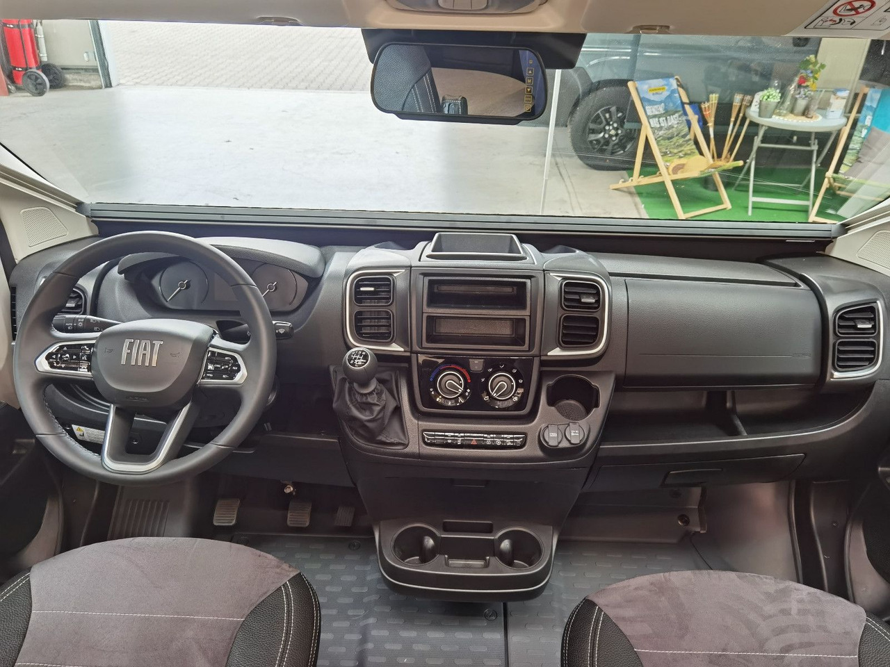 Locação financeira de  Karmann DEXTER 580 /-MODELL 2026-/ PANORAMA DACHFENSTER Karmann DEXTER 580 /-MODELL 2026-/ PANORAMA DACHFENSTER: foto 11