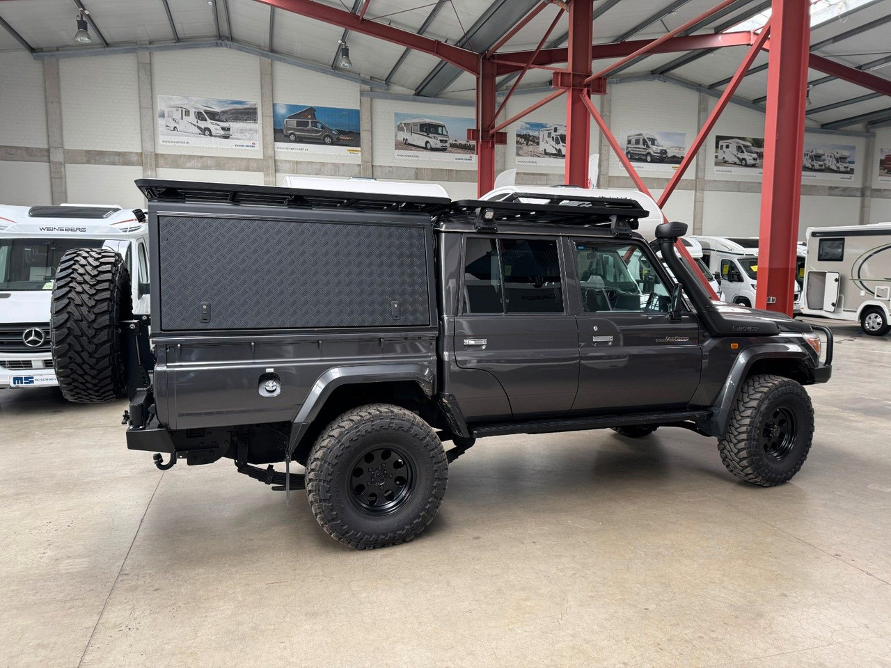 Toyota GRJ 79 DC - VX LIMITED / VIELE EXTRAS - SUV: foto 1 Toyota GRJ 79 DC - VX LIMITED / VIELE EXTRAS - SUV: foto 1