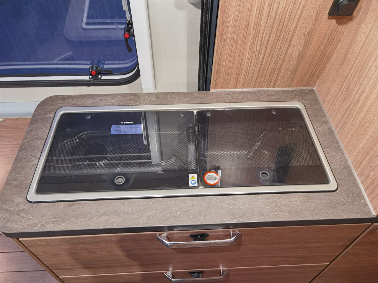 Campervan novo Weinsberg CARABUS 600 MQ /140PS / CARE-DRIVE-PAKET ADVANCE: foto 13