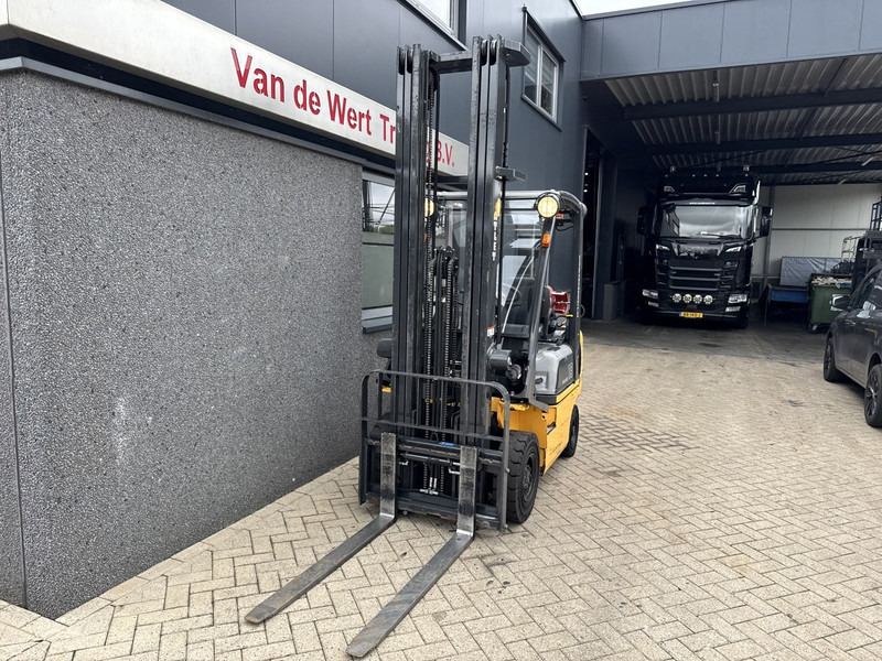 Atlet Atlet P1D1A15LT Triplo 650 Freelift/Sideshift 760UUR LPG 2012 - Empilhador a gás: foto 4 Atlet Atlet P1D1A15LT Triplo 650 Freelift/Sideshift 760UUR LPG 2012 - Empilhador a gás: foto 4