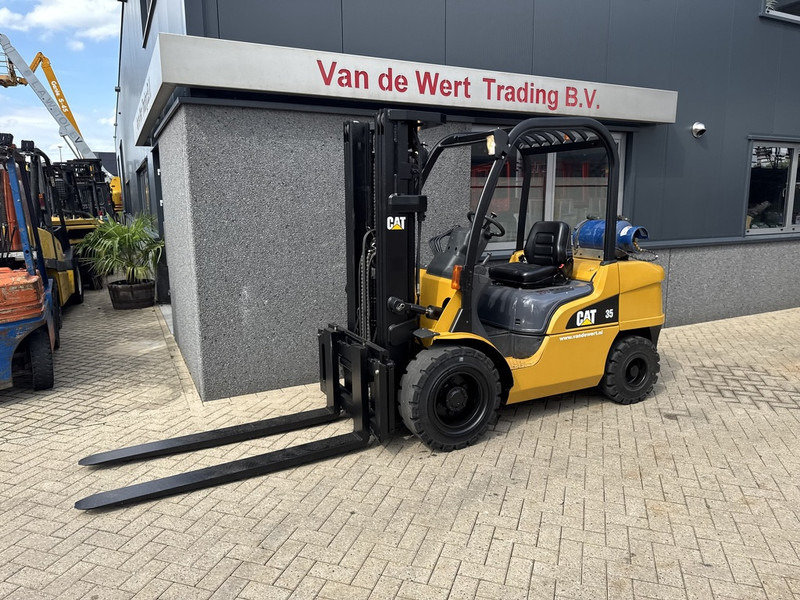 Caterpillar GP35 Triplo 430 Freelift / Sideshift / 4e Functie LPG 2008 - Empilhador a gás: foto 2 Caterpillar GP35 Triplo 430 Freelift / Sideshift / 4e Functie LPG 2008 - Empilhador a gás: foto 2