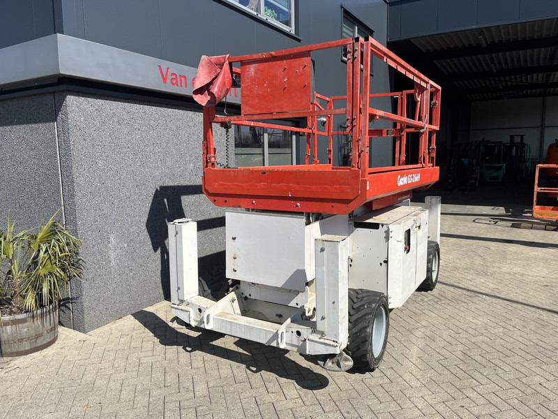 Genie GS 2669 RT Hoogwerker / arbeitsbuhne - Plataforma de Tijera/ Plataforma de tesoura: foto 3 Genie GS 2669 RT Hoogwerker / arbeitsbuhne - Plataforma de Tijera/ Plataforma de tesoura: foto 3