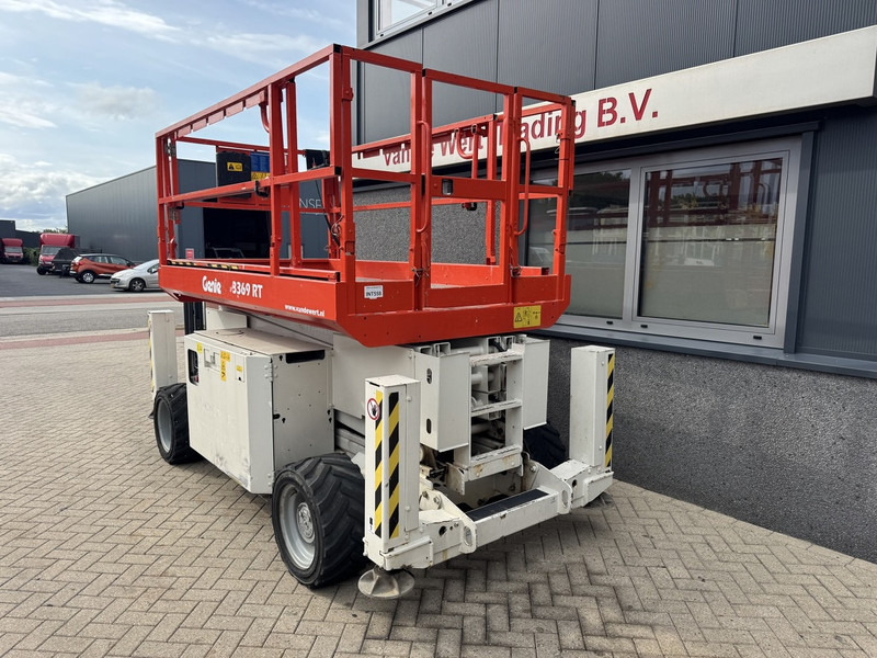 Genie GS 3369 RT Hoogwerker / Arbeitsbuhne 12mtr werkhoogte 4x4 Kubota DIESEL 2013 - Plataforma de Tijera/ Plataforma de tesoura: foto 4 Genie GS 3369 RT Hoogwerker / Arbeitsbuhne 12mtr werkhoogte 4x4 Kubota DIESEL 2013 - Plataforma de Tijera/ Plataforma de tesoura: foto 4