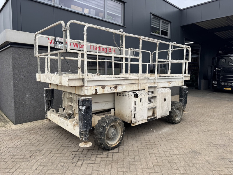 Haulotte H12 SX Hoogwerker / Arbeitsbuhne 12mtr werkhoogte 4x4 Hatz Diesel - Plataforma de Tijera/ Plataforma de tesoura: foto 2 Haulotte H12 SX Hoogwerker / Arbeitsbuhne 12mtr werkhoogte 4x4 Hatz Diesel - Plataforma de Tijera/ Plataforma de tesoura: foto 2