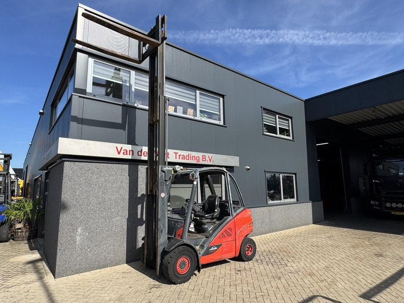Empilhador a diesel Linde H30D-02 Triplo 465 Freelift / Sideshift / VW Diesel 2014: foto 7