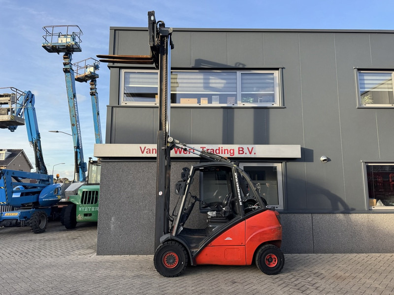 Linde H30T Duplo 450 Sideshift / Vorkversteller LPG 2003 - Empilhador a gás: foto 5 Linde H30T Duplo 450 Sideshift / Vorkversteller LPG 2003 - Empilhador a gás: foto 5