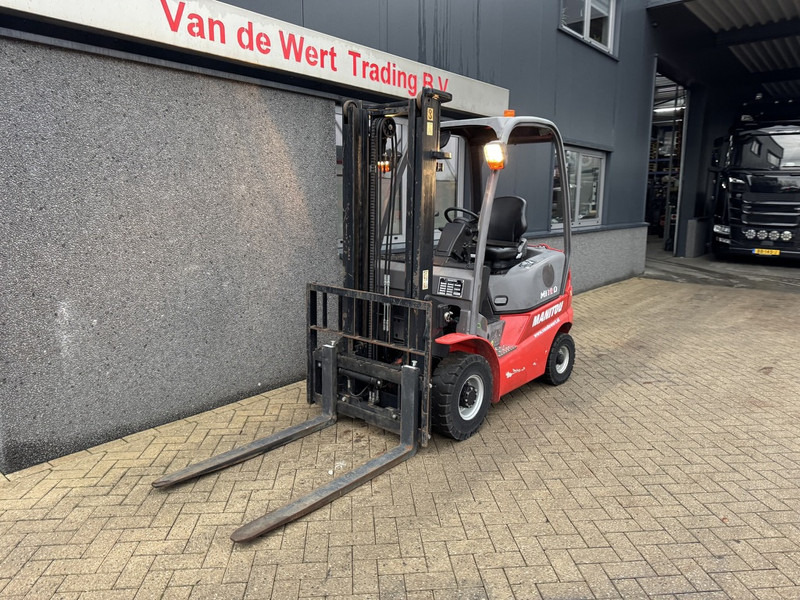 Manitou MI18D Duplo 330 Sideshift Diesel 2016 - Empilhador a diesel: foto 2 Manitou MI18D Duplo 330 Sideshift Diesel 2016 - Empilhador a diesel: foto 2