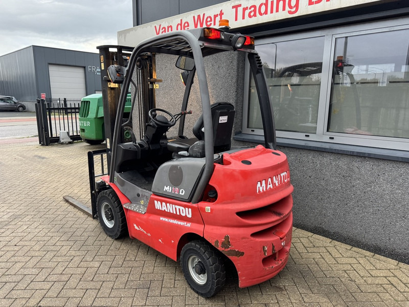 Manitou MI18D Duplo 330 Sideshift Diesel 2016 - Empilhador a diesel: foto 4 Manitou MI18D Duplo 330 Sideshift Diesel 2016 - Empilhador a diesel: foto 4