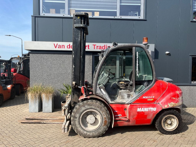 Manitou MSI50T MSI 50T duplo450 SIDESHIFT LUCHTBANDEN 2015 - Empilhador a diesel: foto 1 Manitou MSI50T MSI 50T duplo450 SIDESHIFT LUCHTBANDEN 2015 - Empilhador a diesel: foto 1