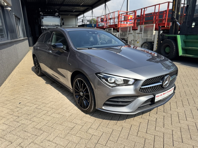 Mercedes-Benz CLA-Klasse 250e - Automóvel: foto 3 Mercedes-Benz CLA-Klasse 250e - Automóvel: foto 3