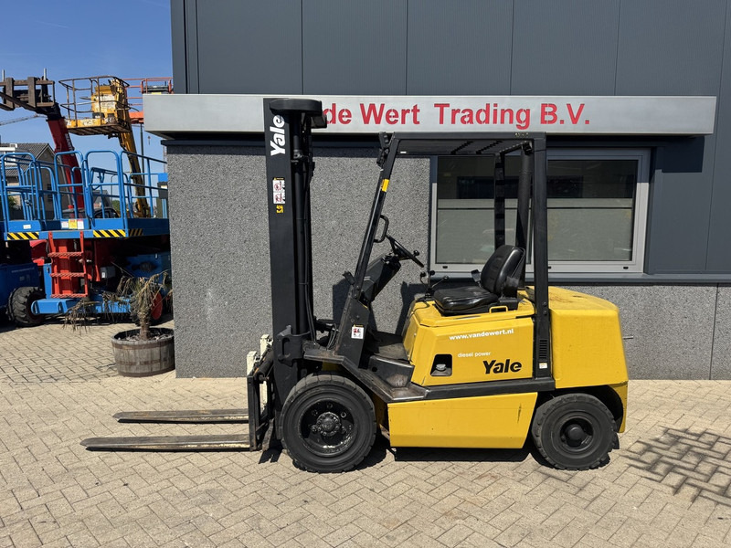Yale GDP30TP - Empilhador a diesel: foto 1 Yale GDP30TP - Empilhador a diesel: foto 1