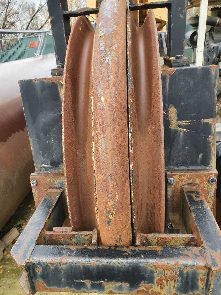 Liebherr - Guindaste sobre esteiras: foto 5 Liebherr - Guindaste sobre esteiras: foto 5