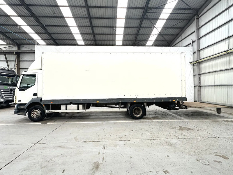DAF LF 55.220 AE45 LAMMES/LAMMES - BLATT / BLATT - Camião furgão: foto 2 DAF LF 55.220 AE45 LAMMES/LAMMES - BLATT / BLATT - Camião furgão: foto 2