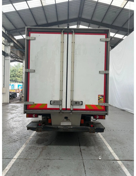 DAF LF 55.220 CARRIER / MULTITEMPERATUUR / 195.123 km - Camião frigorífico: foto 4 DAF LF 55.220 CARRIER / MULTITEMPERATUUR / 195.123 km - Camião frigorífico: foto 4