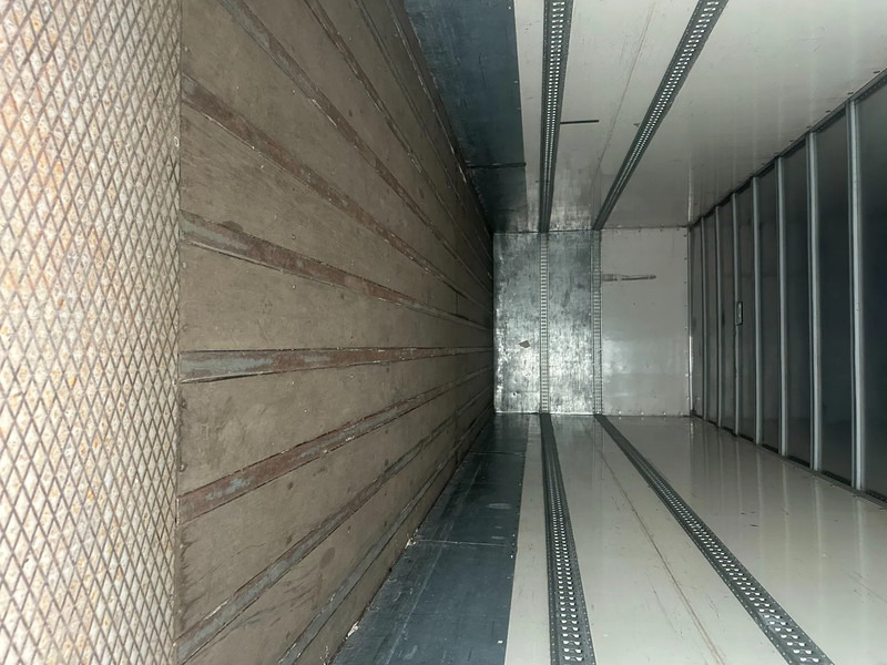 Iveco Eurocargo 190EL28 EURO 5 EEV 272000 km - Camião furgão: foto 5 Iveco Eurocargo 190EL28 EURO 5 EEV 272000 km - Camião furgão: foto 5