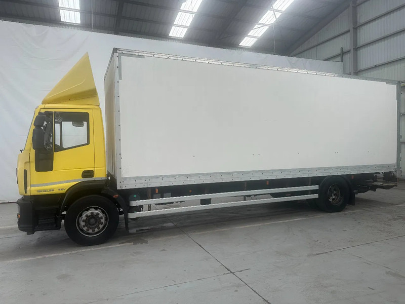 Iveco Eurocargo 190EL28 EURO 5 EEV 272000 km - Camião furgão: foto 2 Iveco Eurocargo 190EL28 EURO 5 EEV 272000 km - Camião furgão: foto 2