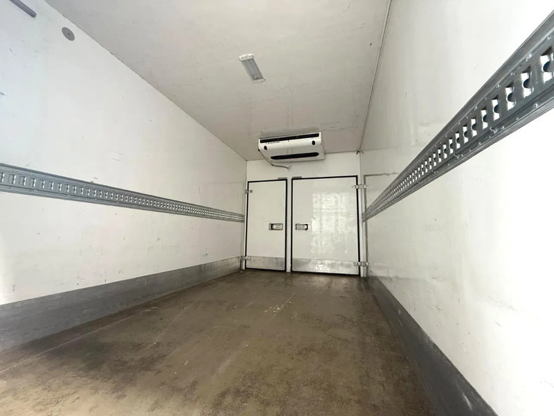 Camião frigorífico Mercedes-Benz Atego 1224 THERMOKING FRIGO / FRIDGE: foto 9 Camião frigorífico Mercedes-Benz Atego 1224 THERMOKING FRIGO / FRIDGE: foto 9