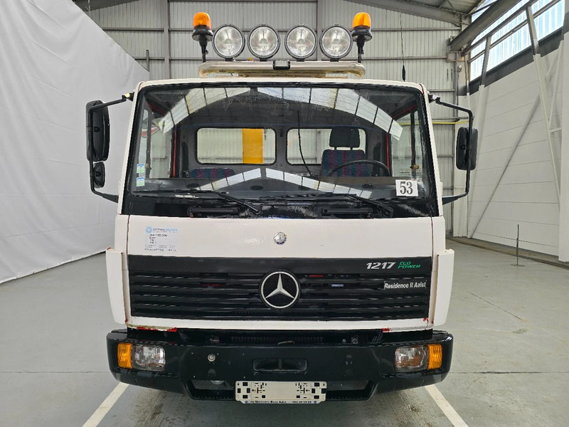 Mercedes-Benz E 1217 - BR 9 / LAMMES - BLATT - SPRING / EFFER KRAAN / DHOLLANDIA - Camião de caixa aberta/ Plataforma, Camião grua: foto 2 Mercedes-Benz E 1217 - BR 9 / LAMMES - BLATT - SPRING / EFFER KRAAN / DHOLLANDIA - Camião de caixa aberta/ Plataforma, Camião grua: foto 2