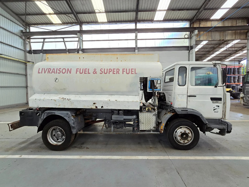 Renault Midliner 150 S / 4000L + 3000L = 7000L / LAMMES - BLATT - SPRING - Camião cisterna: foto 4 Renault Midliner 150 S / 4000L + 3000L = 7000L / LAMMES - BLATT - SPRING - Camião cisterna: foto 4