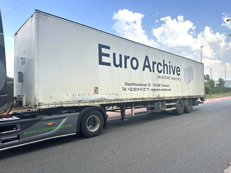 Renders S/00078 met laadklep - Semi-reboque furgão: foto 3 Renders S/00078 met laadklep - Semi-reboque furgão: foto 3
