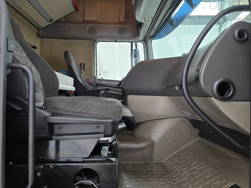 Tractor DAF XF 105.410 SUPERSPACECAB EURO 5 /AIRCO: foto 11 Tractor DAF XF 105.410 SUPERSPACECAB EURO 5 /AIRCO: foto 11