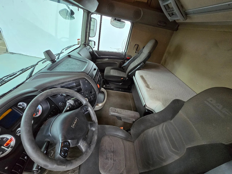 Tractor DAF XF 105.410 SUPERSPACECAB EURO 5 /AIRCO: foto 9 Tractor DAF XF 105.410 SUPERSPACECAB EURO 5 /AIRCO: foto 9