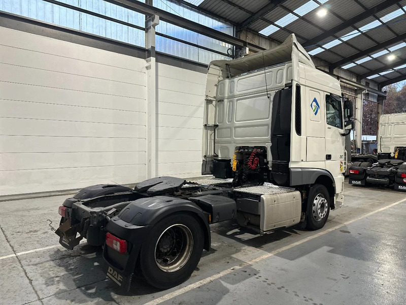 DAF XF 106.460 Spacecab - Tractor: foto 5 DAF XF 106.460 Spacecab - Tractor: foto 5