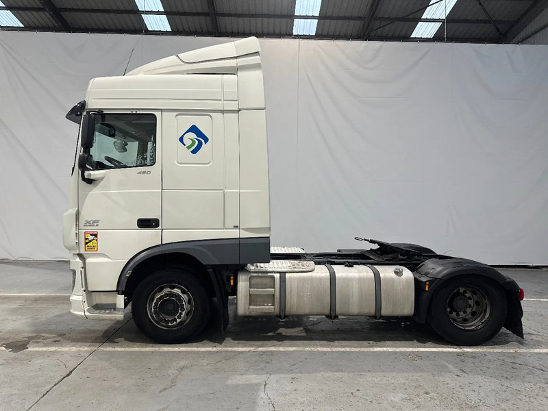 DAF XF 106.460 Spacecab - Tractor: foto 2 DAF XF 106.460 Spacecab - Tractor: foto 2