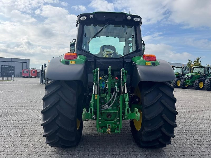 John Deere 6140M AQ+ 40KM 2022 1795 UUR TLS MCS LUCHTDRUK!!! - Trator: foto 3 John Deere 6140M AQ+ 40KM 2022 1795 UUR TLS MCS LUCHTDRUK!!! - Trator: foto 3