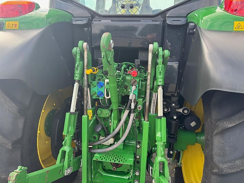 John Deere 6140M AQ+ 40KM 2022 1795 UUR TLS MCS LUCHTDRUK!!! - Trator: foto 4 John Deere 6140M AQ+ 40KM 2022 1795 UUR TLS MCS LUCHTDRUK!!! - Trator: foto 4