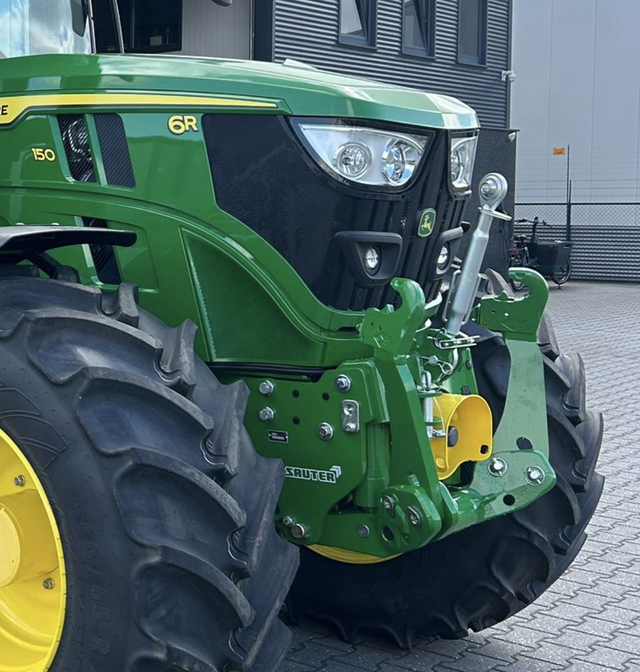 Sauter John Deere frontheffen + pto's!!! - Trator: foto 1 Sauter John Deere frontheffen + pto's!!! - Trator: foto 1