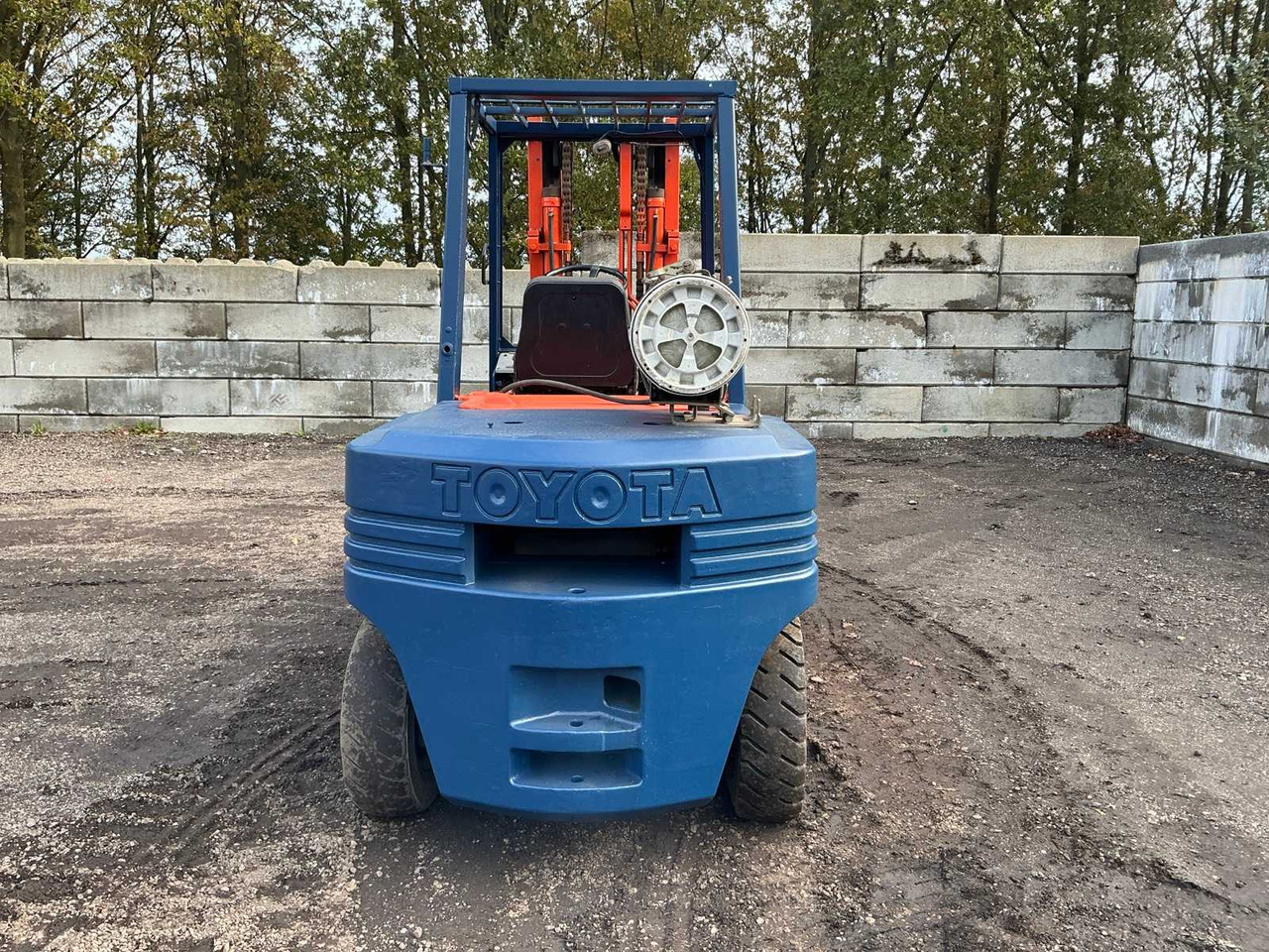 1989 TOYOTA 02-5FG045 FORKLIFT - Empilhador: foto 4 1989 TOYOTA 02-5FG045 FORKLIFT - Empilhador: foto 4