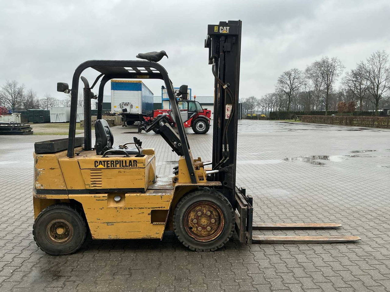 1991 CATERPILLAR V50D FORKLIFT - Empilhador: foto 4 1991 CATERPILLAR V50D FORKLIFT - Empilhador: foto 4