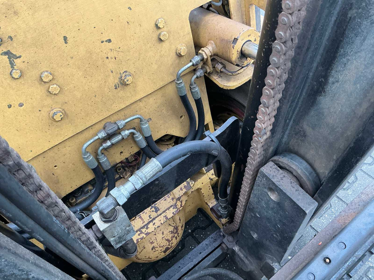 Empilhador 1991 CATERPILLAR V50D FORKLIFT: foto 16 Empilhador 1991 CATERPILLAR V50D FORKLIFT: foto 16