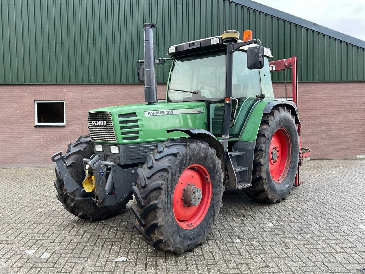 1994 FENDT FARMER 312 TURBOMATIK ALL-WHEEL DRIVE FARM TRACTOR - Trator: foto 1 1994 FENDT FARMER 312 TURBOMATIK ALL-WHEEL DRIVE FARM TRACTOR - Trator: foto 1