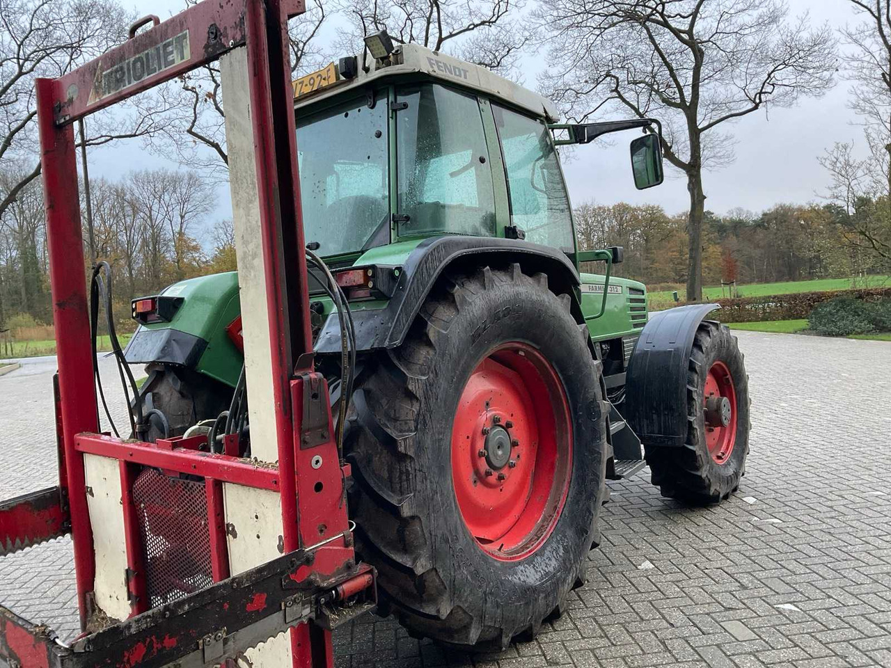 1994 FENDT FARMER 312 TURBOMATIK ALL-WHEEL DRIVE FARM TRACTOR - Trator: foto 4 1994 FENDT FARMER 312 TURBOMATIK ALL-WHEEL DRIVE FARM TRACTOR - Trator: foto 4