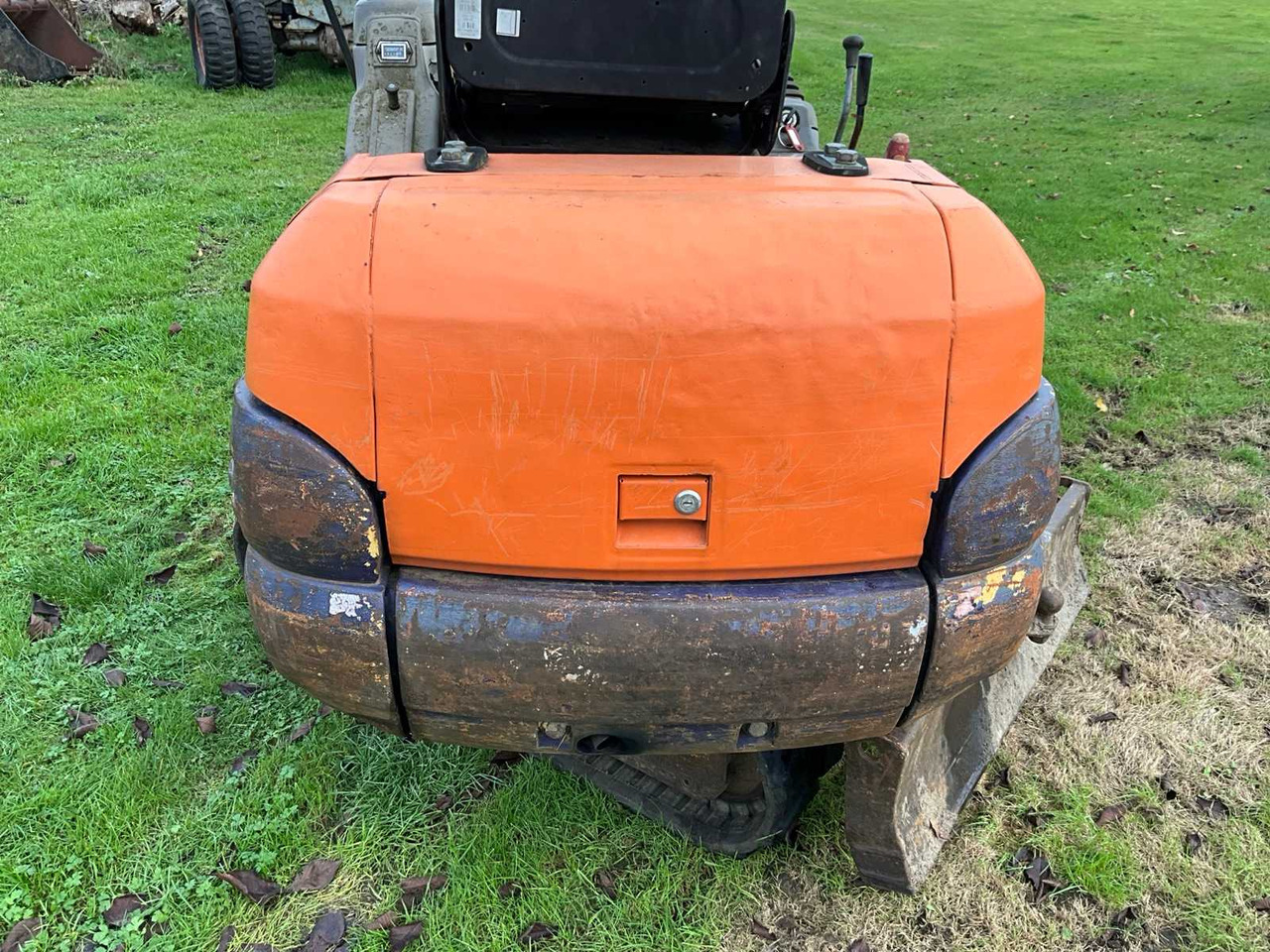 1994 HITACHI EX15 MINI EXCAVATOR - WORKING - NEW TRACKS - Mini escavadeira: foto 3 1994 HITACHI EX15 MINI EXCAVATOR - WORKING - NEW TRACKS - Mini escavadeira: foto 3