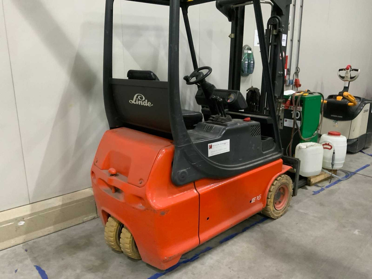 1997 LINDE E16 FORKLIFT - Empilhador: foto 3 1997 LINDE E16 FORKLIFT - Empilhador: foto 3