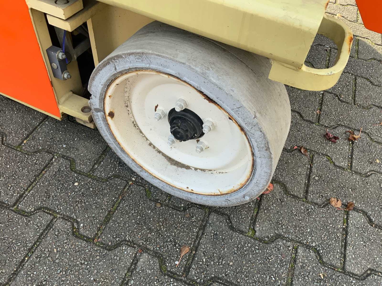 2001 JLG 3246-E2 SCISSOR LIFT - Plataforma aérea: foto 5 2001 JLG 3246-E2 SCISSOR LIFT - Plataforma aérea: foto 5