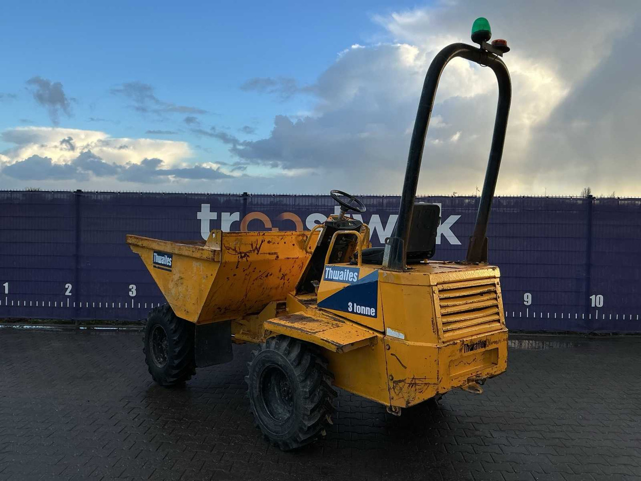 2004 THWAITES 3 TON DUMPER - Tombador: foto 3 2004 THWAITES 3 TON DUMPER - Tombador: foto 3