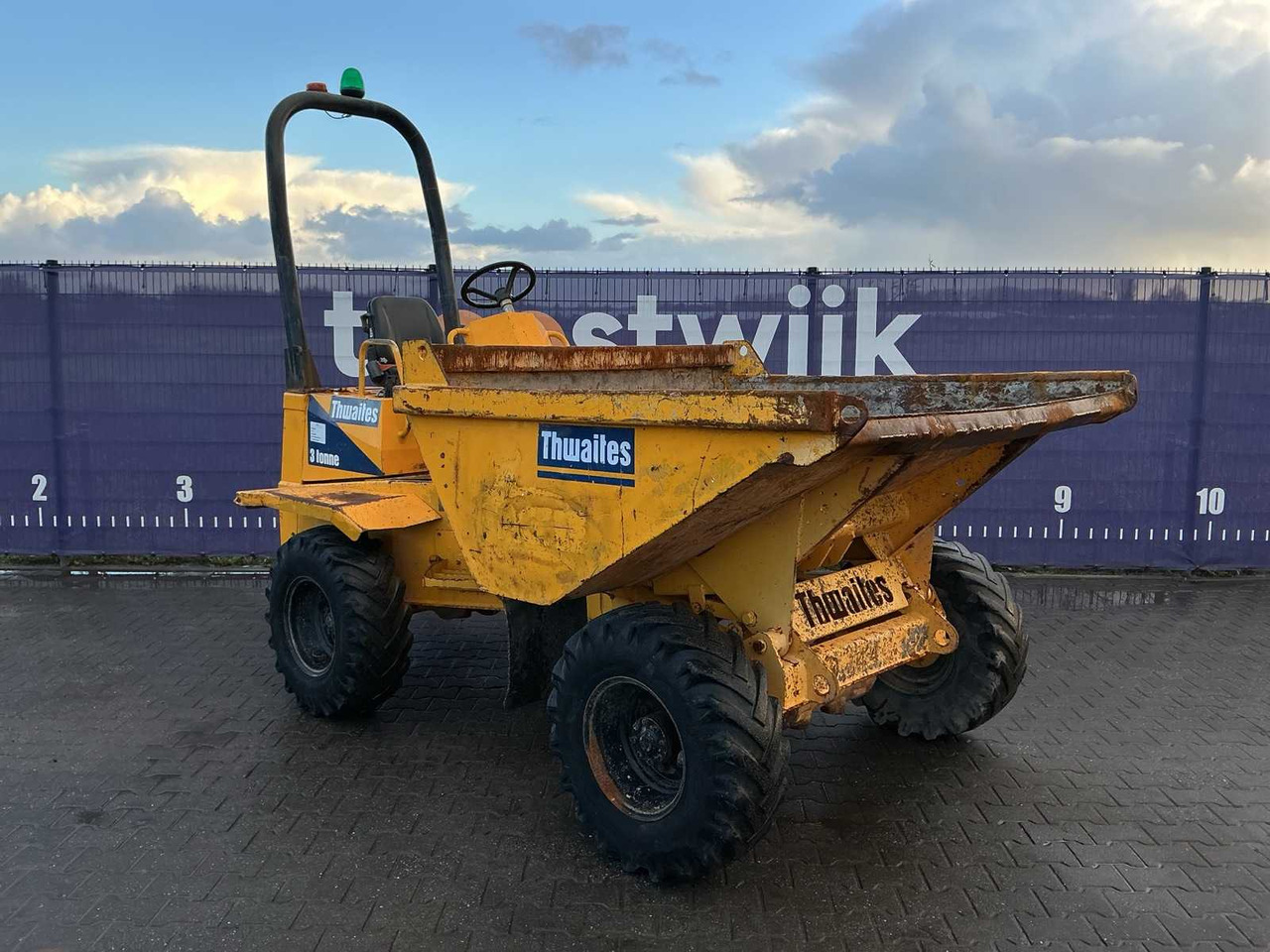2004 THWAITES 3 TON DUMPER - Tombador: foto 2 2004 THWAITES 3 TON DUMPER - Tombador: foto 2