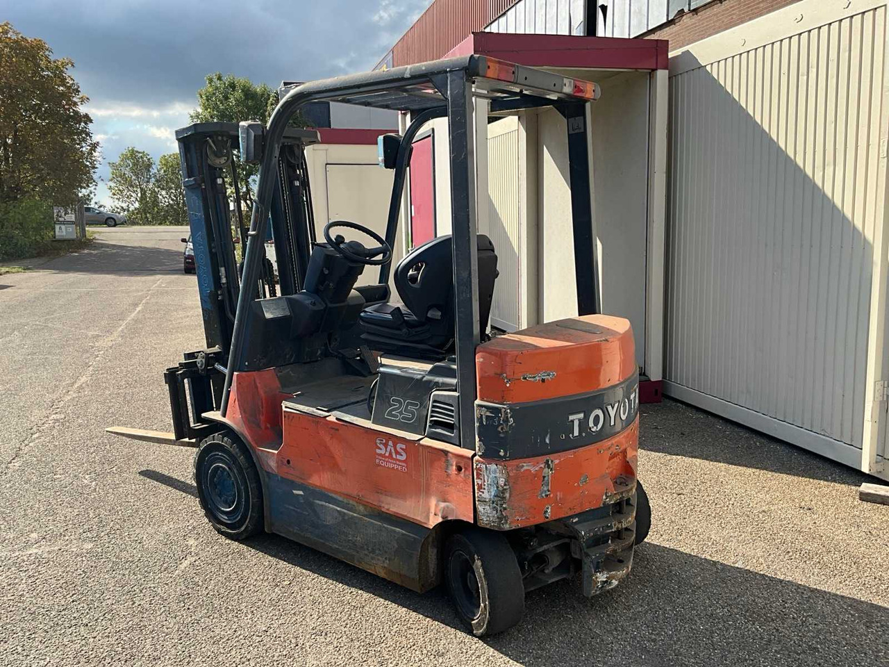 2004 TOYOTA 7FBMF25 FORKLIFT - Empilhador: foto 4 2004 TOYOTA 7FBMF25 FORKLIFT - Empilhador: foto 4