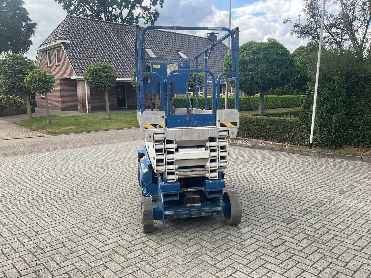 2006 JLG. 3246 ES AERIAL PLATFORM - Plataforma aérea: foto 3 2006 JLG. 3246 ES AERIAL PLATFORM - Plataforma aérea: foto 3