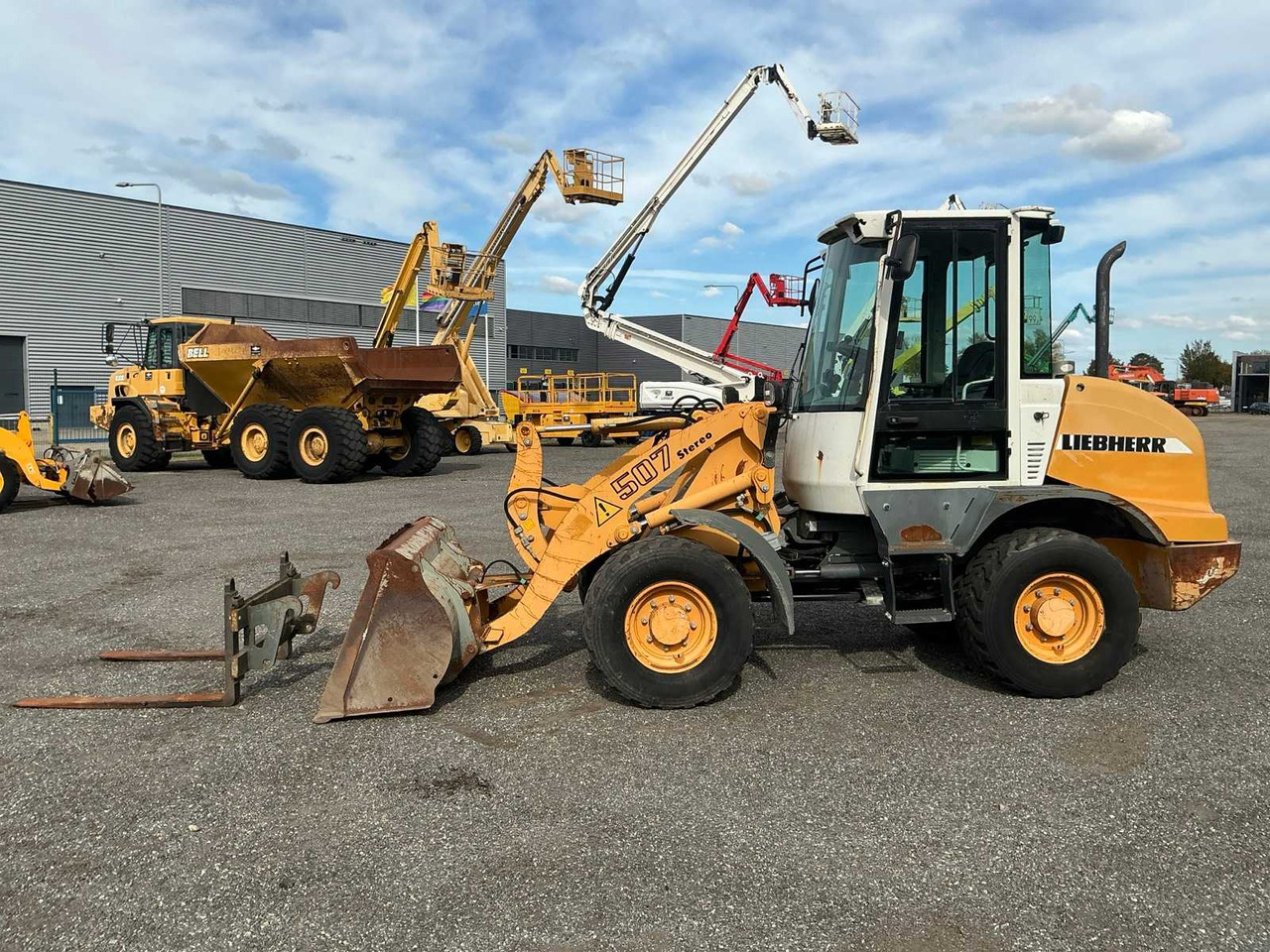 2006 LIEBHERR L 507 STEREO SHOVEL - Pá carregadora de rodas: foto 2 2006 LIEBHERR L 507 STEREO SHOVEL - Pá carregadora de rodas: foto 2