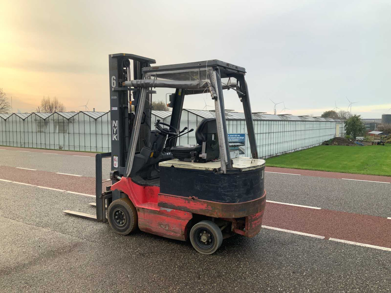 Empilhador 2007 NYK FB15P FORKLIFT: foto 8 Empilhador 2007 NYK FB15P FORKLIFT: foto 8