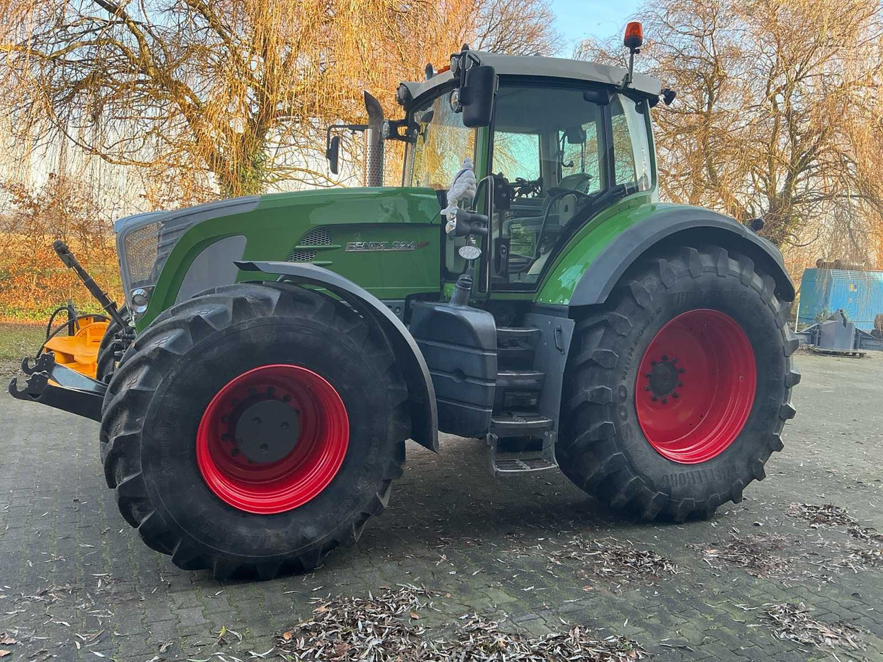 2008 FENDT 924 VARIO ALL-WHEEL DRIVE FARM TRACTOR - Trator: foto 2 2008 FENDT 924 VARIO ALL-WHEEL DRIVE FARM TRACTOR - Trator: foto 2