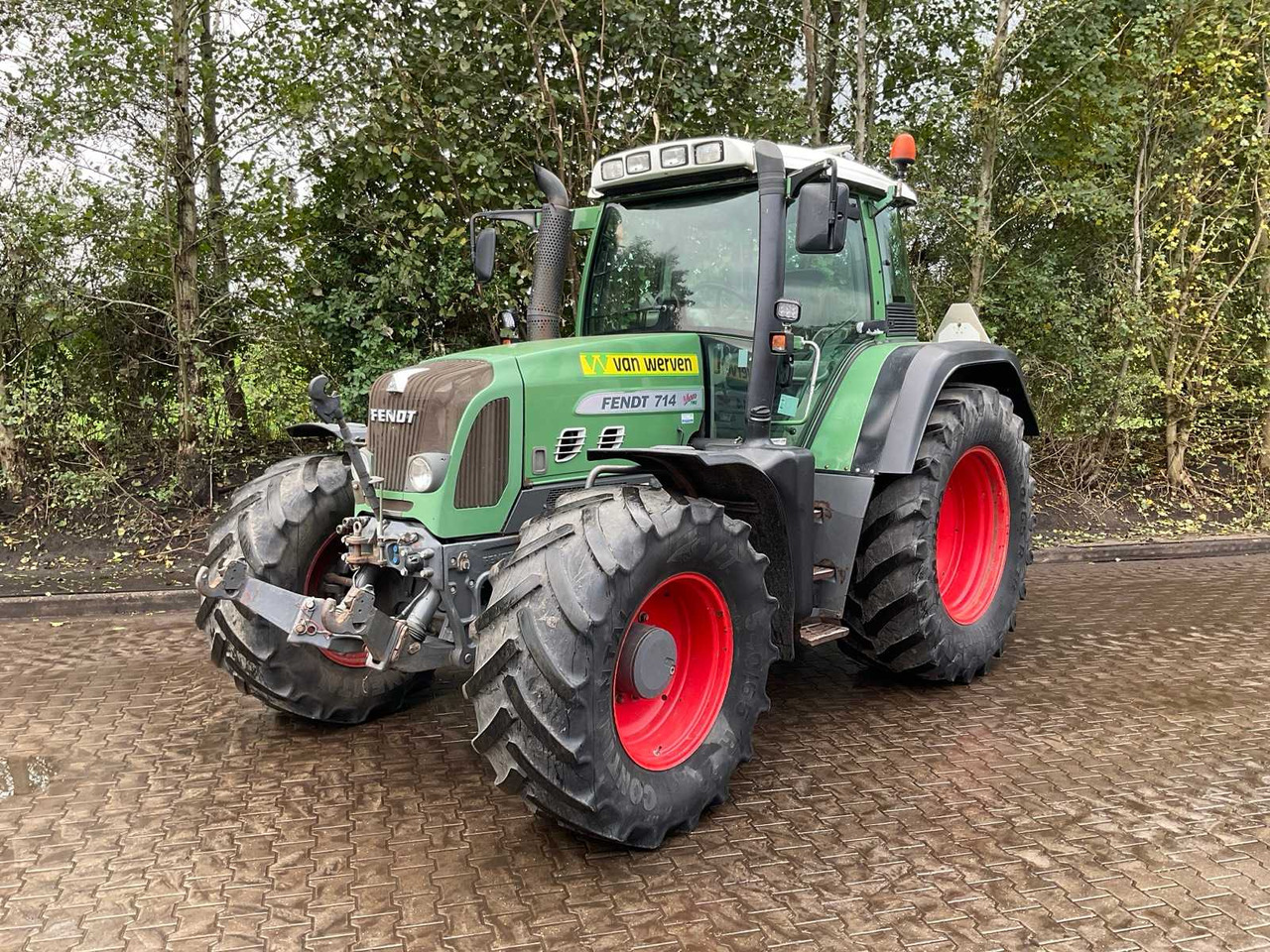 2009 FENDT 714 VARIO TMS ALL-WHEEL DRIVE AGRICULTURAL TRACTOR - Trator: foto 2 2009 FENDT 714 VARIO TMS ALL-WHEEL DRIVE AGRICULTURAL TRACTOR - Trator: foto 2