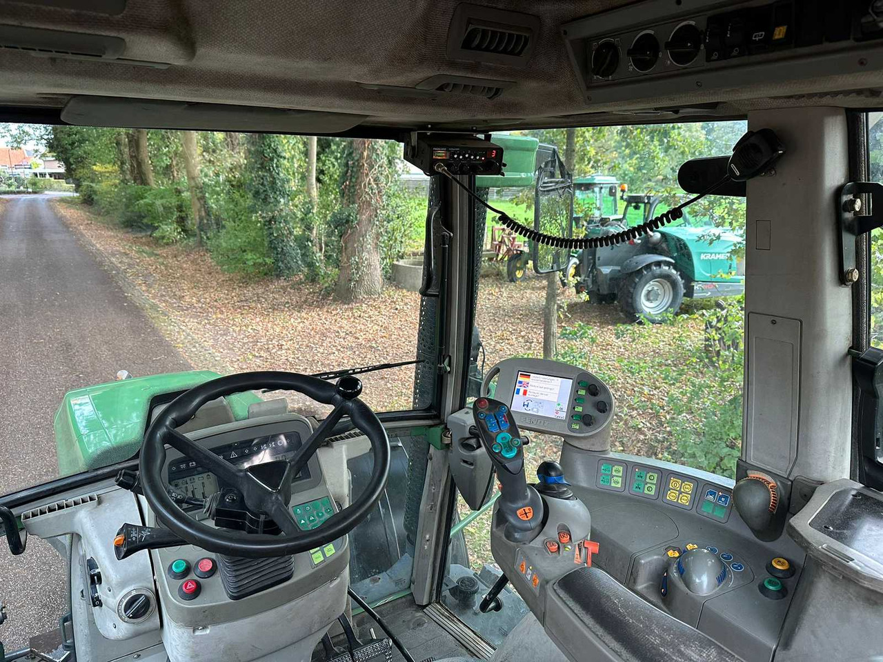 Trator 2010 FENDT 415 VARIO TMS ALL-WHEEL DRIVE AGRICULTURAL TRACTOR: foto 8