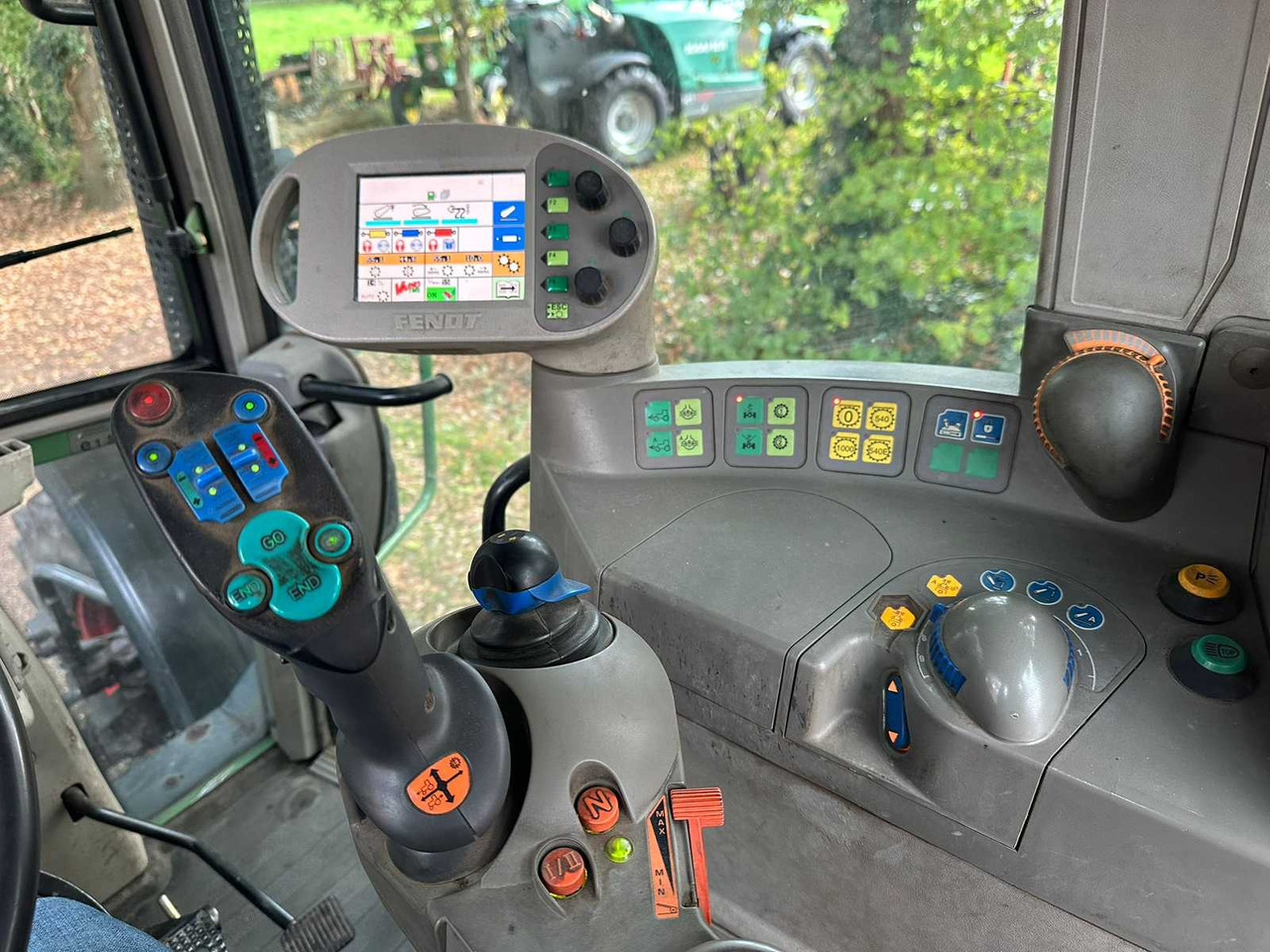 Trator 2010 FENDT 415 VARIO TMS ALL-WHEEL DRIVE AGRICULTURAL TRACTOR: foto 10